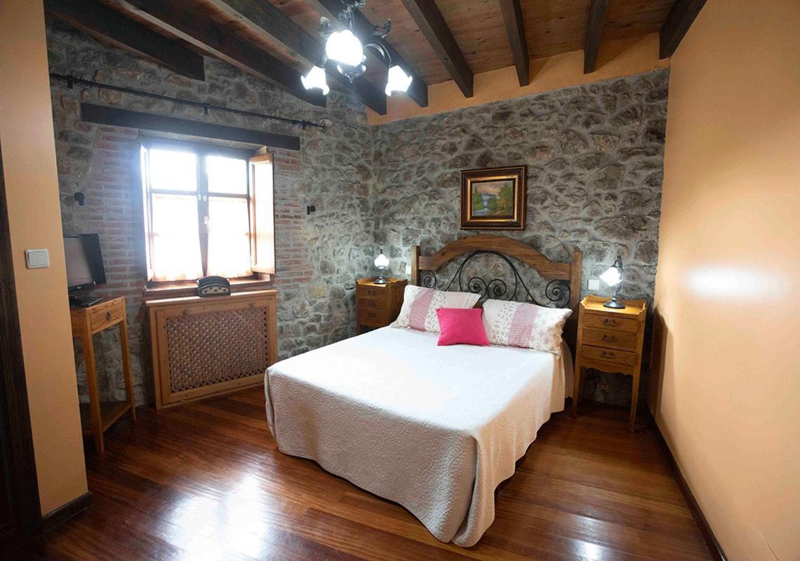 Maison d'hôtes La Vega De Pendueles Extérieur photo